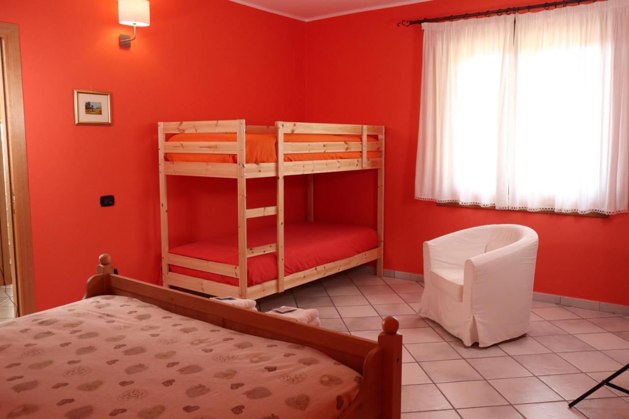 B&B La Casa Del Sole Controne Dış mekan fotoğraf